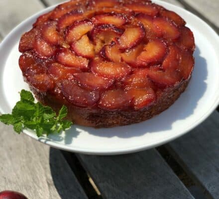 plum upside down cake