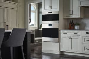 Today’s luxury kitchen includes two or three different Wolf Built-in Ovens eliminating guesswork and ensuring perfect results for every meal.