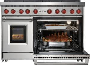 Wolf’s VertiFlow convection ovens provide 10 cooking modes and a convection system that provides even heat, reduces hot and cold spots and enables consistent multi-wrack cooking.
