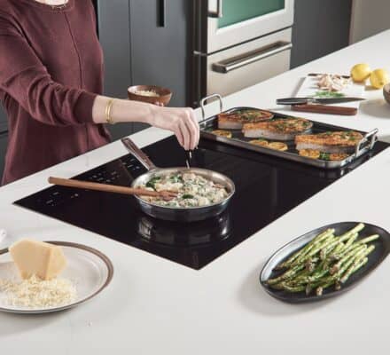 For contemporary and transitional kitchens, Wolf offers a frameless induction cooktop surface that seamlessly blends the cooktop with your countertop.